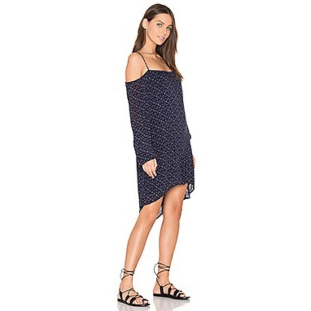 Cloth & Stone Cold Shoulder Swing Dress in True Navy -‎ XS